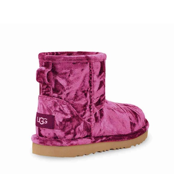 UGG- Classic Mini || Velvet Boots Pink - Picture 2 of 4